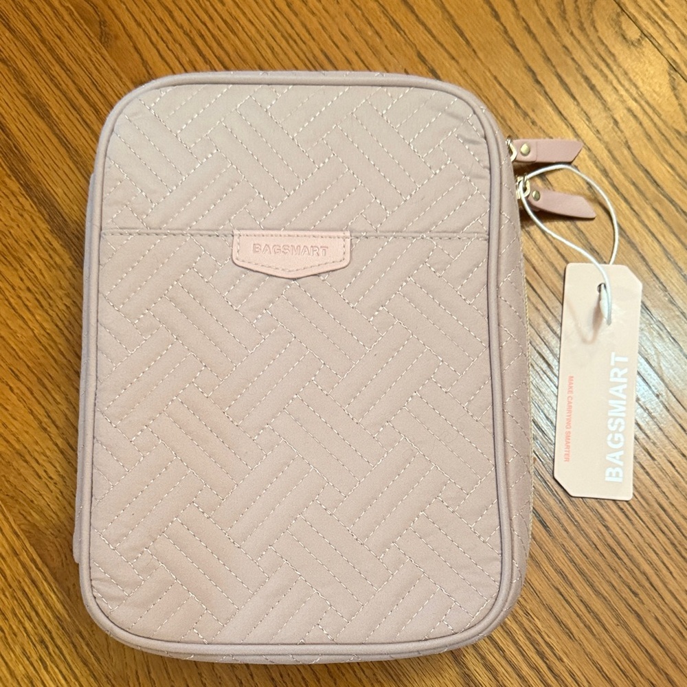 Bagsmart Quilted Pink Tech Travel Organizer